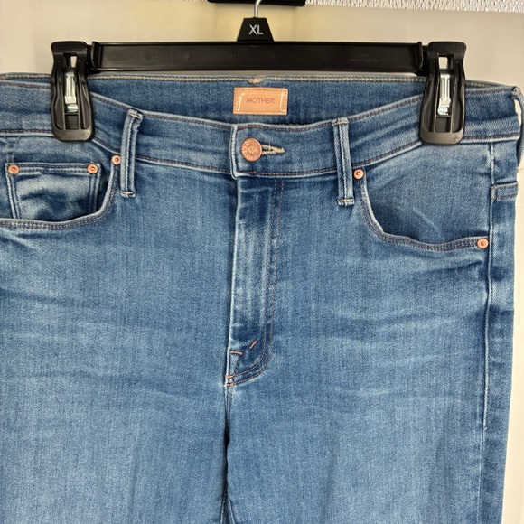 Mother 31 The Weekender Groovy Kind Love Denim Blue Jeans Wide Leg Denim Flare - Picture 6 of 10